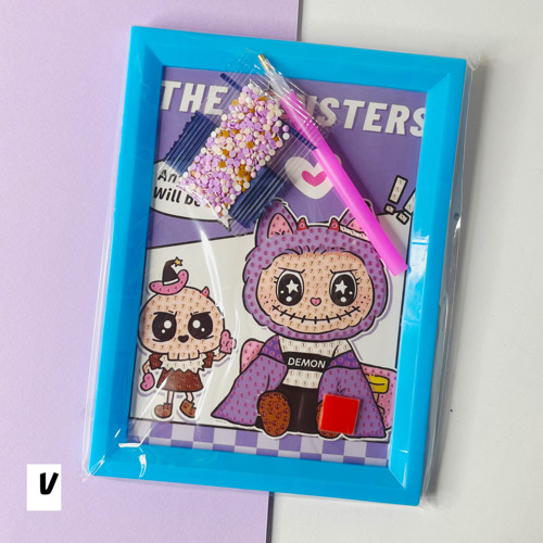 نقاشی الماسی قاب دار سایز ۱۳ در ۱۸ طرح لبوبو 9 تصویر نقاشی الماسی طرح لبوبو سایز ۱۳ در ۱۸ از روبرو